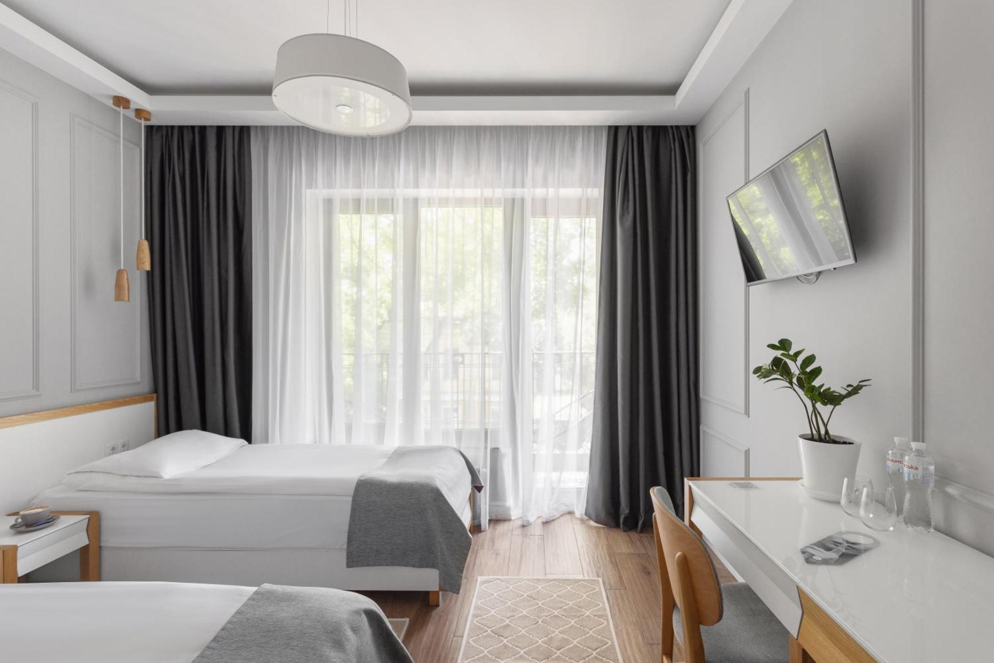 Frapolli 21 Hotel Odessa Eksteriør billede