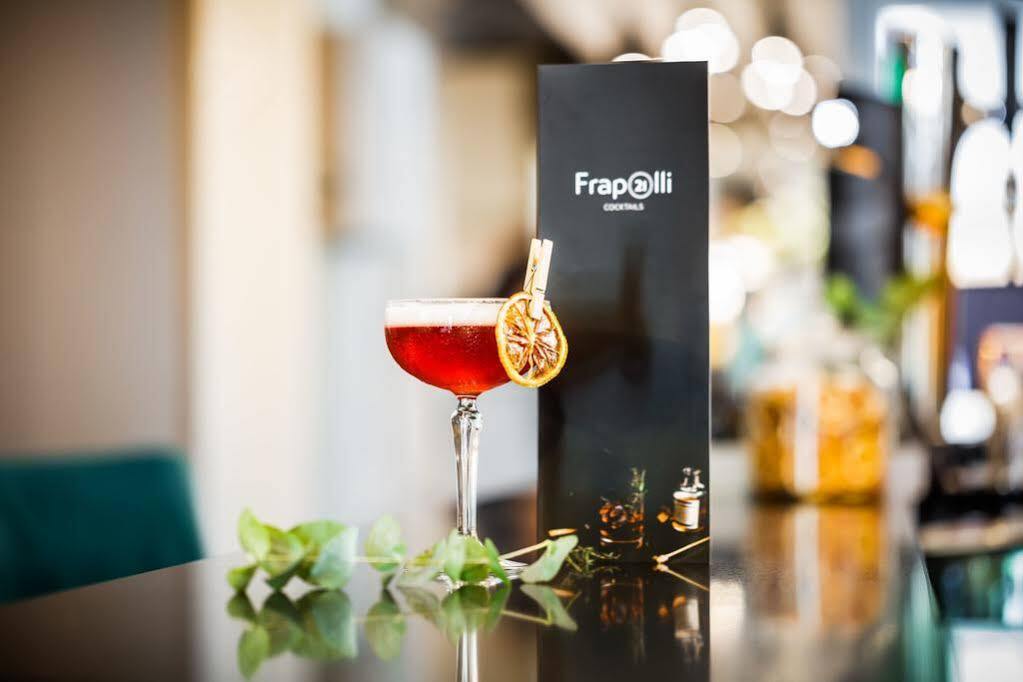 Frapolli 21 Hotel Odessa Eksteriør billede